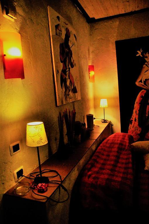 Premiata Osteria Dei Fiori Bed & Breakfast Cortiglione Eksteriør bilde